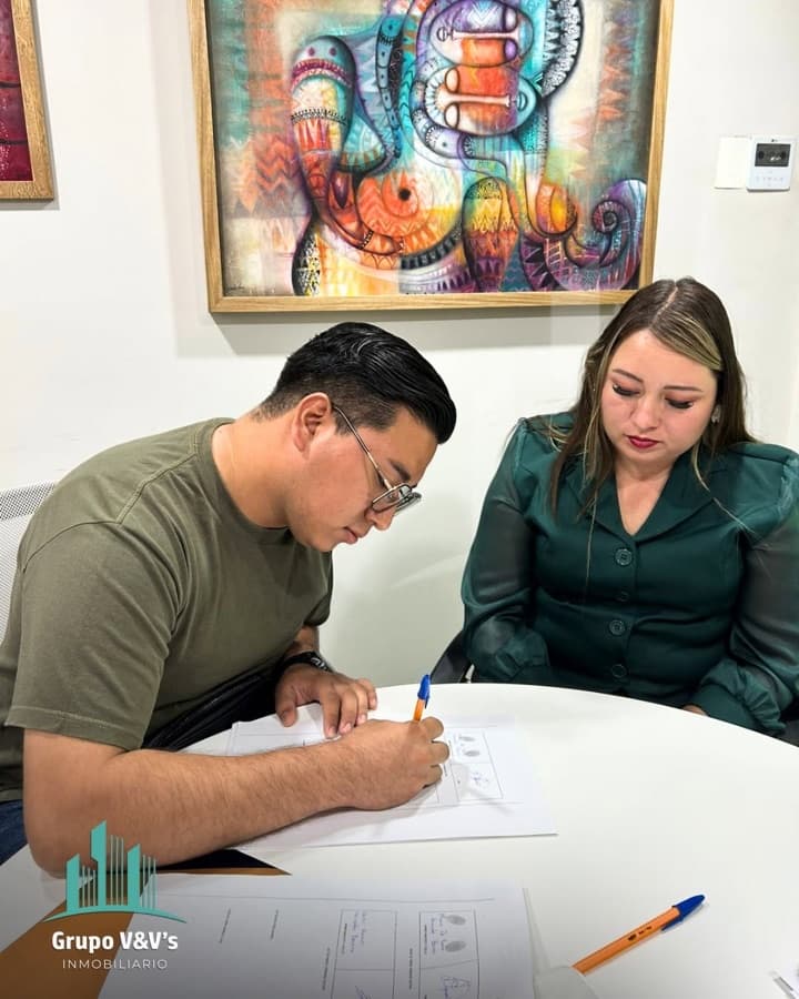 Yanira y Héctor, cliente de V&V Inmobiliario